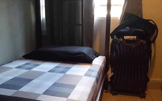 HOOD - Hostel