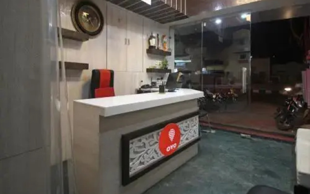 Simran Palace Hotel by OYO Rooms