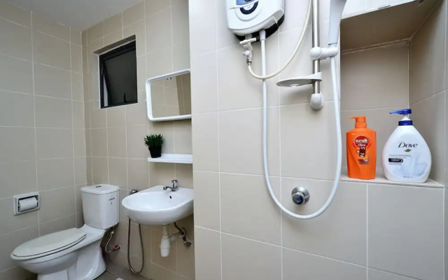 Dewy Setiawalk Puchong Fam. Apt 4-7pax near Sunway