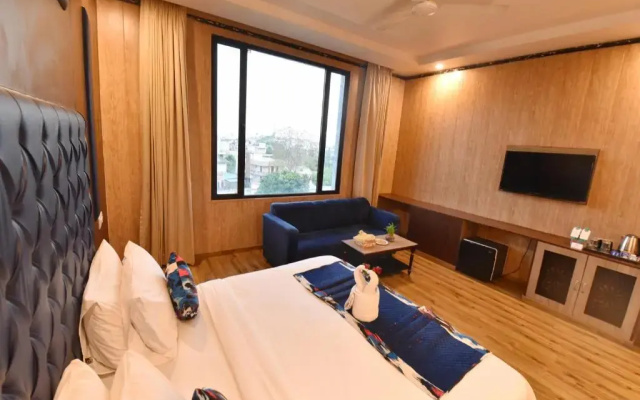 Foxoso Fiori Hotel