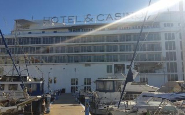 Jasmine Coral Jay Boutique Botel in Gibraltar, Gibraltar from 163$, photos, reviews - zenhotels.com hotel front