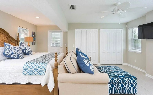High Tide by Distinctive Beach Rentals