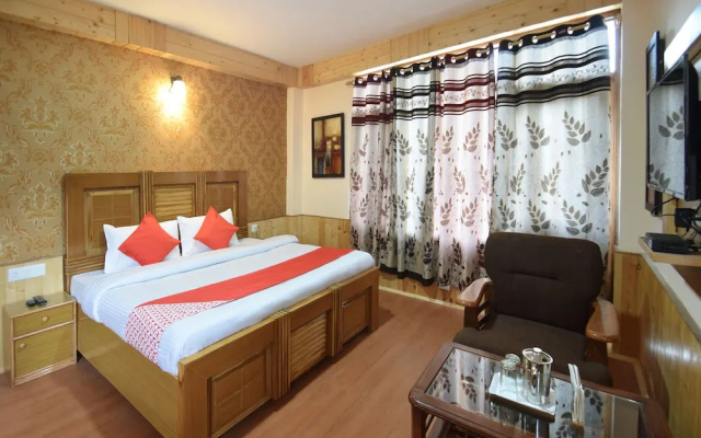 OYO 12275 Crown Hospitality