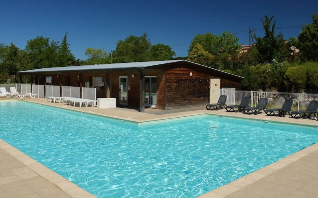 Neat Apartment With a Bbq, Near Montréal du Gers