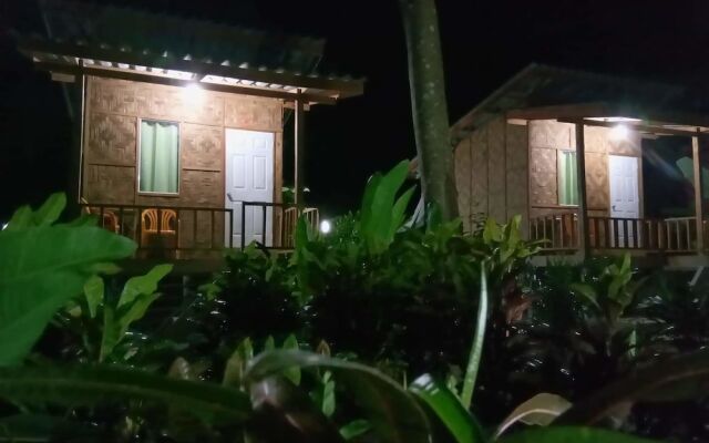 Отель Lanta Maikeaw Bungalow Ланта вид на фасад