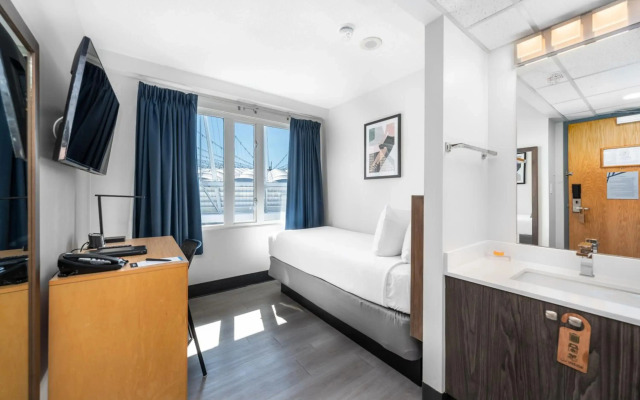 Hotel Willo (formerly YWCA Hotel Vancouver)