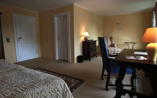 Hotel Burg Wanzleben