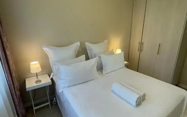 Everly4 Guest Apartment