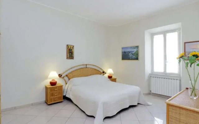 Alba Halldis Apartment