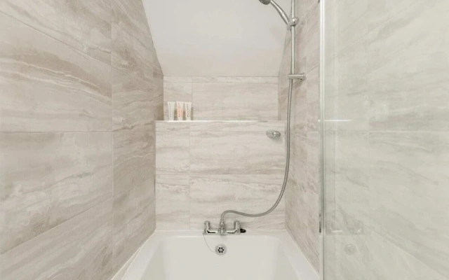 The Leyton Midland Escape - Modern 2BDR Flat with Garden