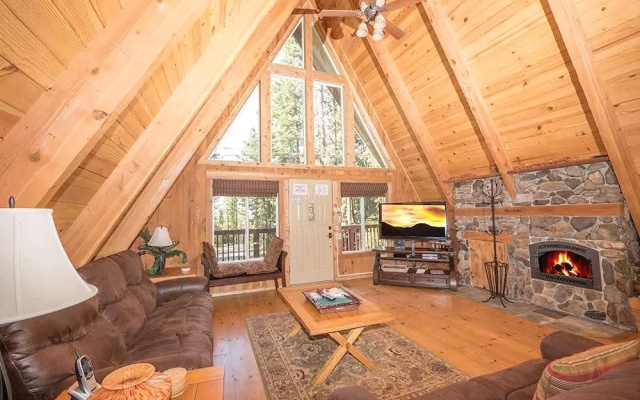 3614 Saddle Road by RedAwning