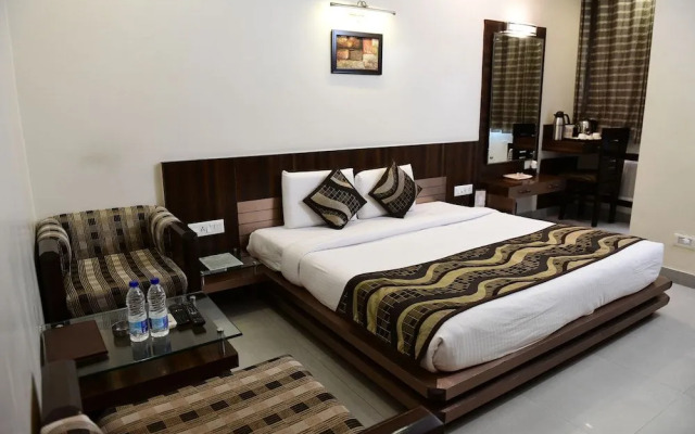 Hotel Ravisha Continental