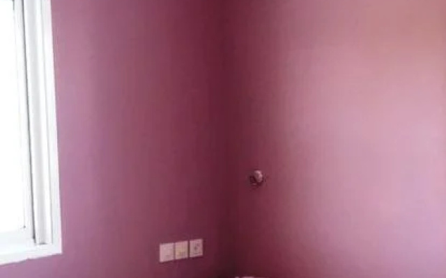 Chen's Holiday Home: Women Only