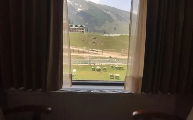 Country Inn & Suites by Radisson Sonamarg