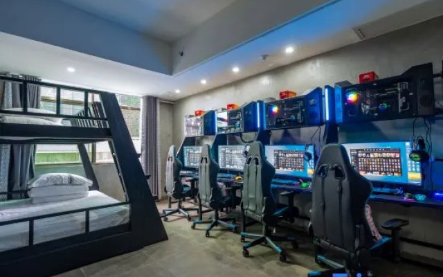 Youth E-sports Hotel