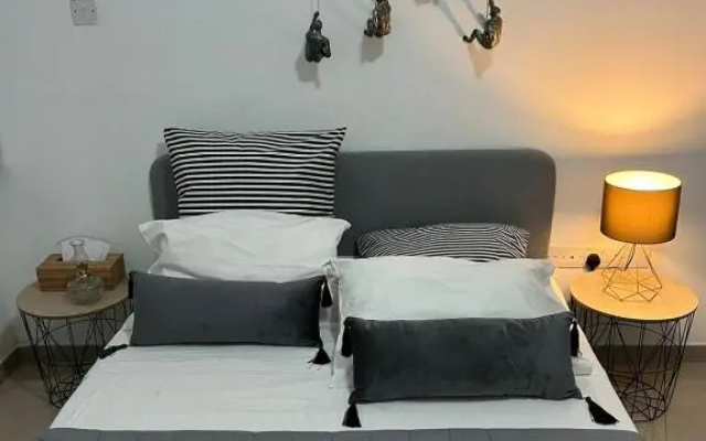 HESTIA: Downtown Nicosia studio with 1 double bed