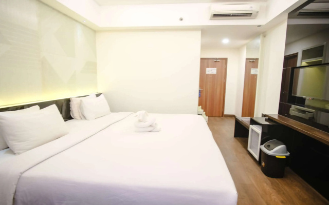 Golden Tulip Essential Makassar
