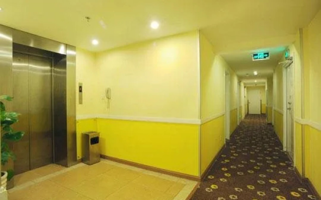 Home Inn Ningbo Huancheng West Road Railway Station
