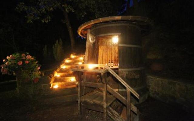 Hotel Archimede Реггелло вид на фасад