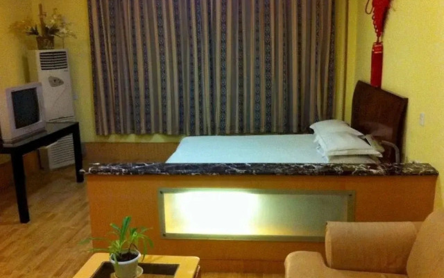 Xinyuan Business Hotel