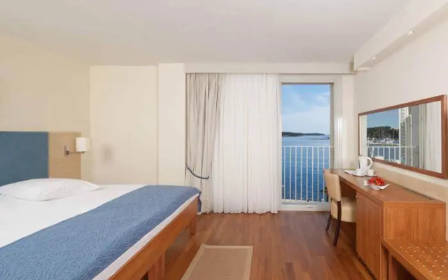 Valamar Riviera Hotel & Residence