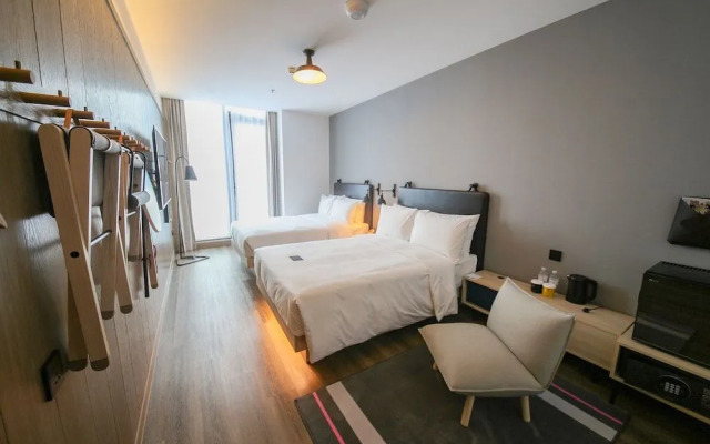 Moxy Shanghai Hongqiao NECC