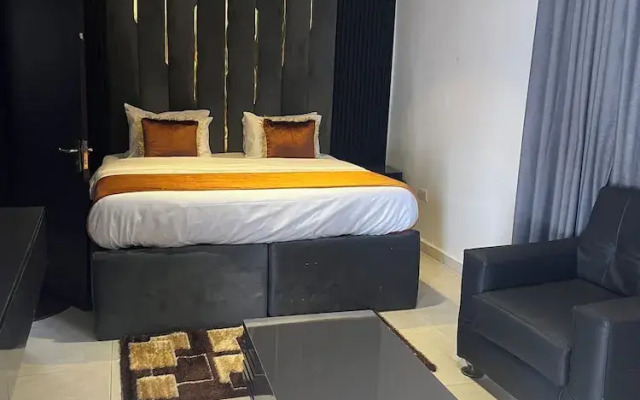 Florence Hotel And Suites