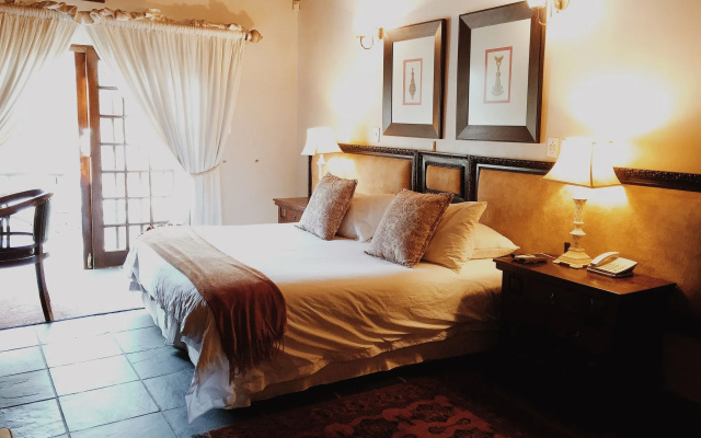 Coral Tree Inn
