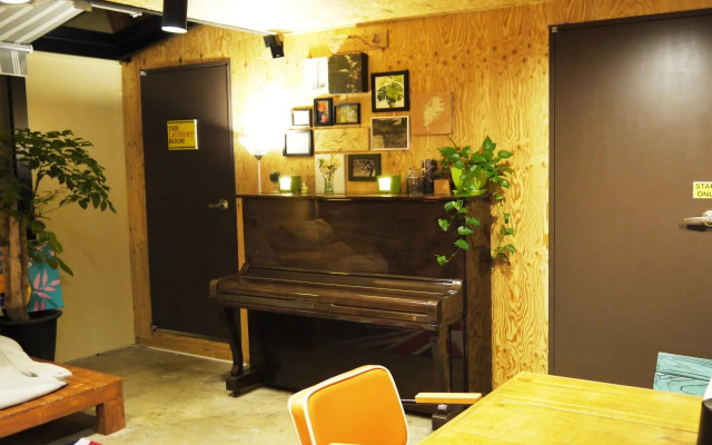 Lee & No Guesthouse