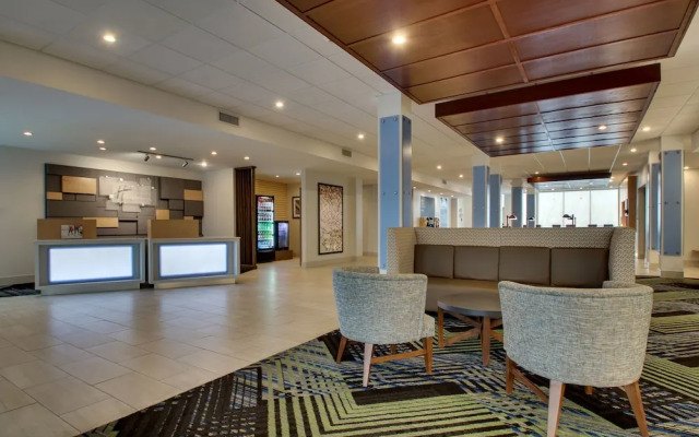 Holiday Inn Express & Suites Mt Sterling North, an IHG Hotel