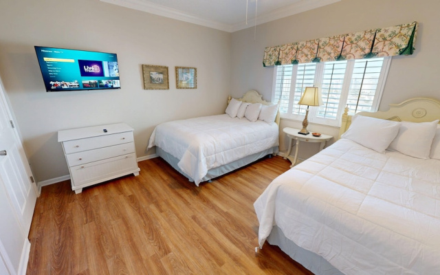 Shoreline Towers 2122 3 Bedroom Condo