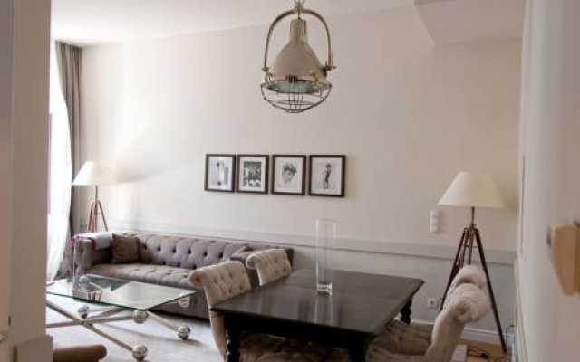 Apartment 6 rooms - 1060