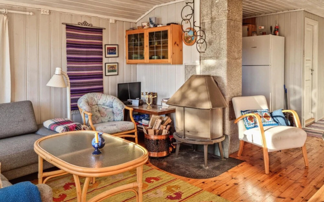 Amazing Home in Søgne With Wifi and 3 Bedrooms