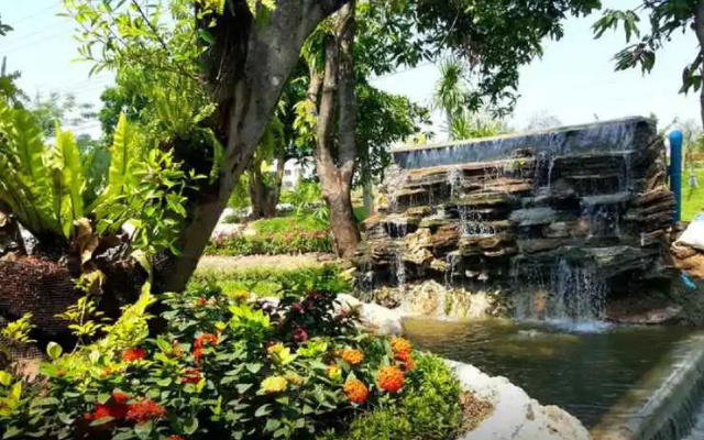 Nai Suan Inn