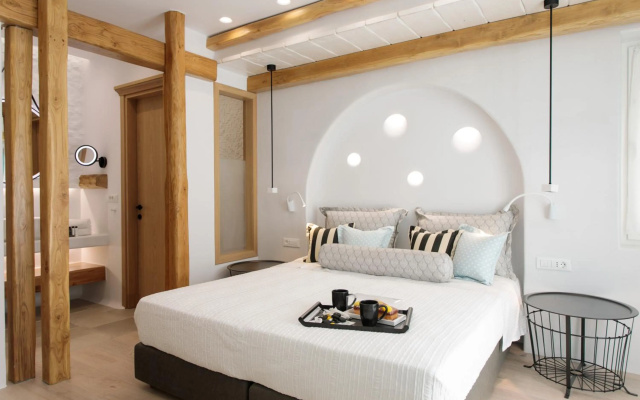 Majo Suites Hotel