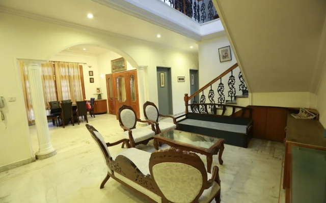 OYO Rooms Vishal Khand 4