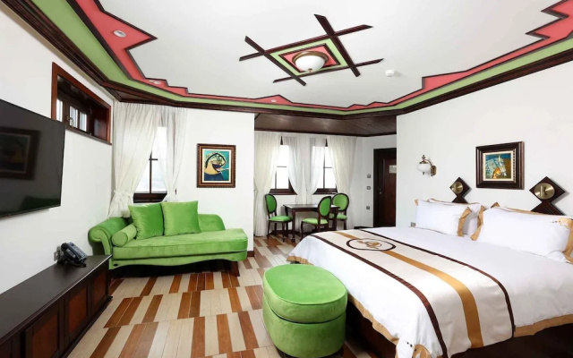 Armaco Residence