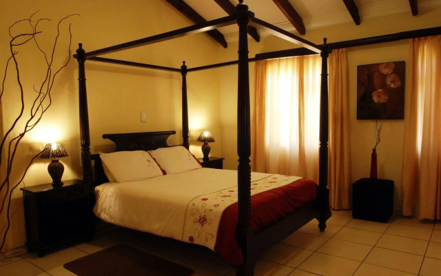 Floreat Riverside Lodge and Spa
