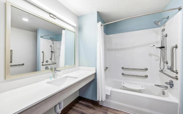 WoodSpring Suites Jackson Hub City