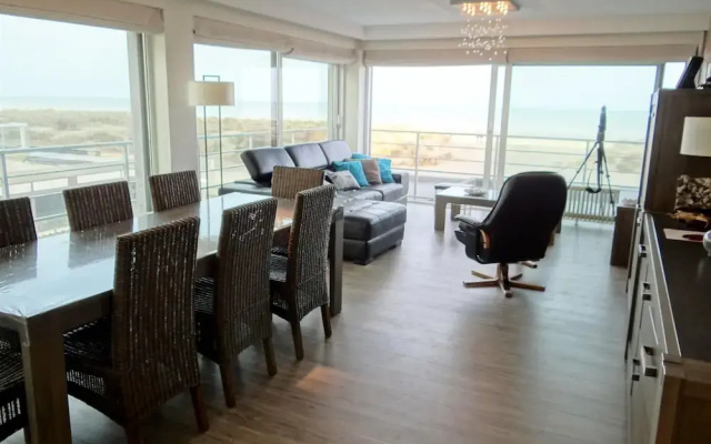 Nieuwpoort Beachfront Comfort