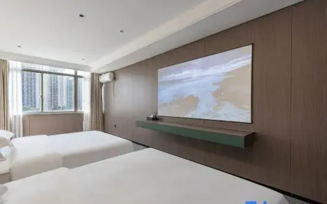 Xiyue Audio-visual Homestay (Paojiang Agricultural and Commercial College)
