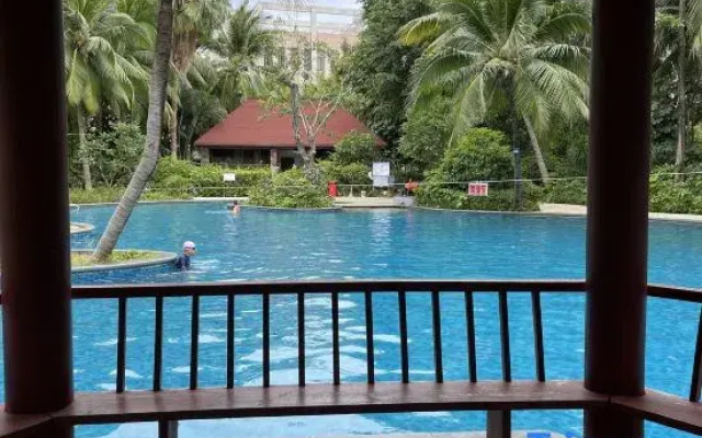 Hilili Oceanfront Haven