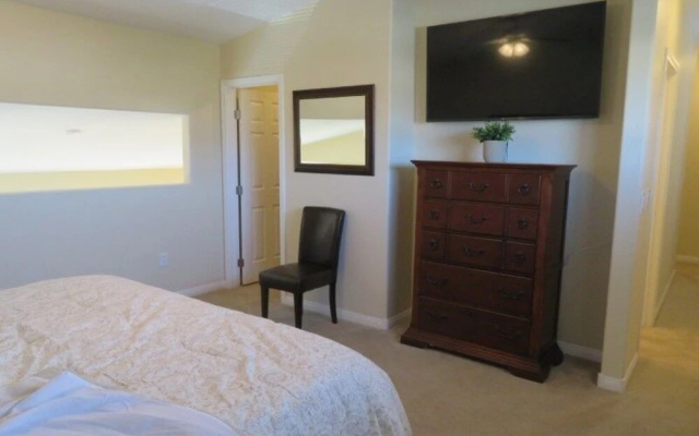 Brad Moore 3 Bedroom Condo