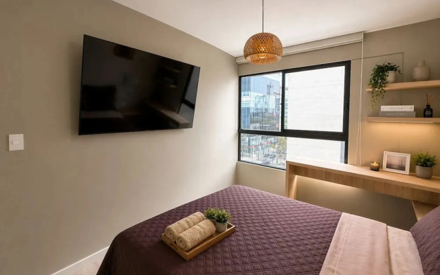 Elegant Apartment Modern Design - 1006