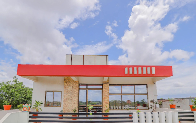 OYO 80936 Hotel Maldhari
