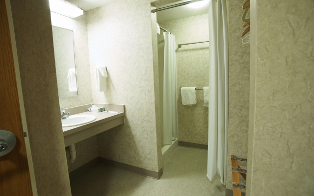 Hillside Inn