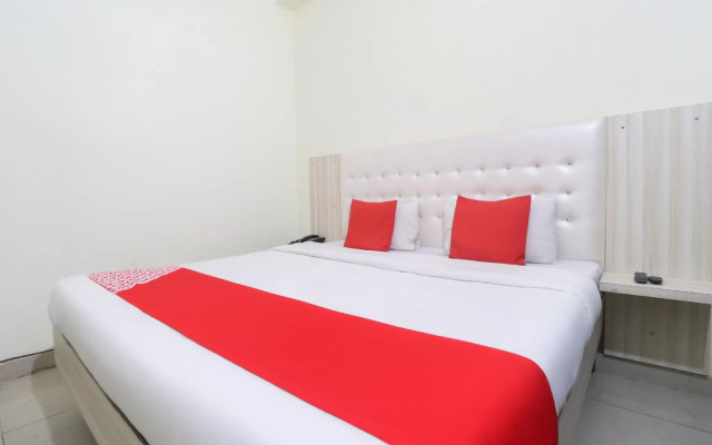 OYO 70459 Mukund Vihar Inn