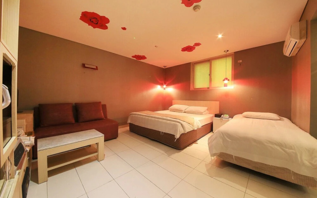 Nowon Film 37.2 Hotel