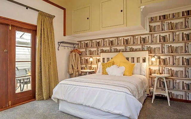 Pepper Tree Villa