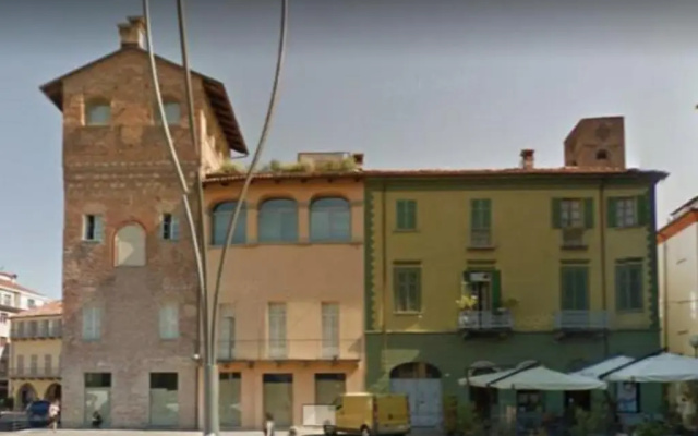 Appartamento Pertinace Centro Storico Alba